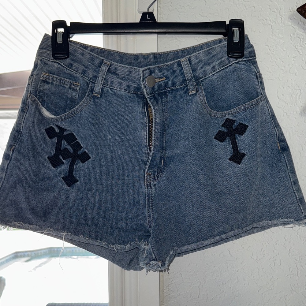 ROMWE Blue Jean Shorts with Black Cross Patches